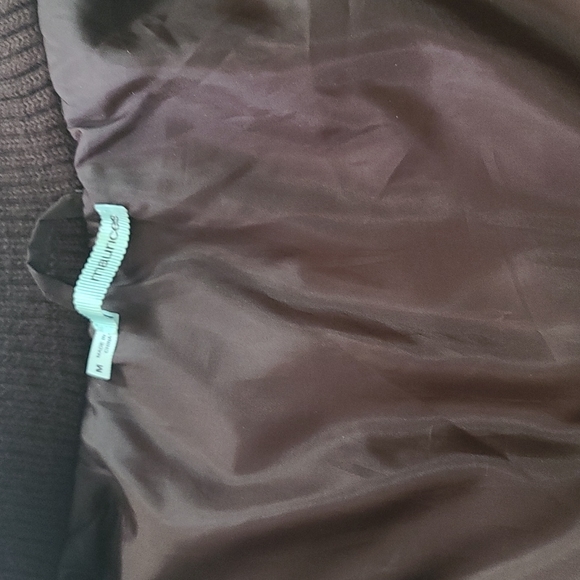 Brown sleeveless puffer vest medium - Picture 7 of 9